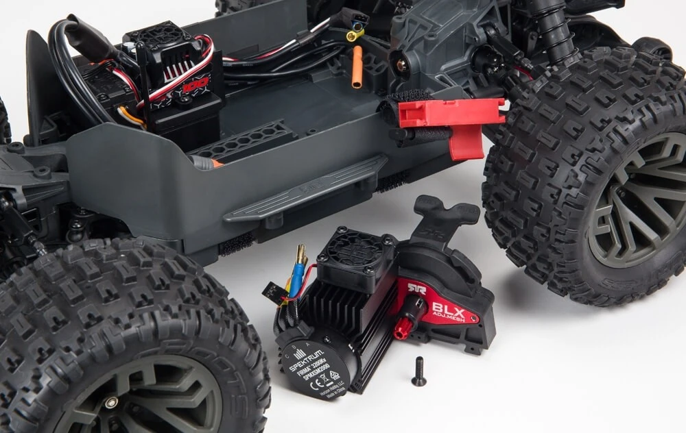 Arrma GRANITE 4X4 3S BLX 1/10 Brushless RTR Monster Truck, Red 10 Arrma GRANITE 4X4 3S BLX 1/10 Brushless RTR Monster Truck, Red - Image 10